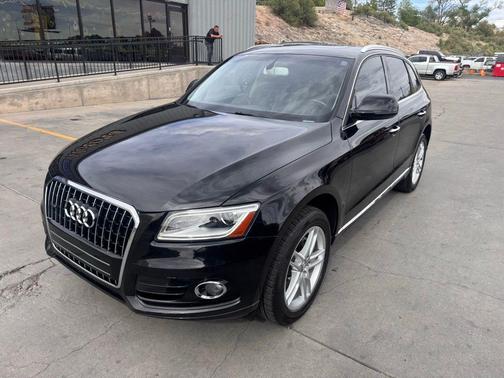 Brilliant Black 2017 Audi Q5 2.0T Premium