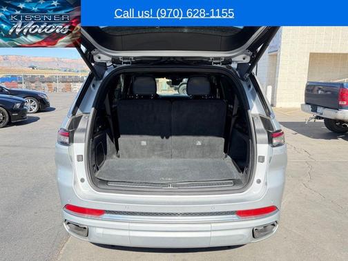 Silver Zynith 2023 Jeep Grand Cherokee L Summit
