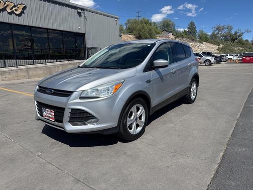 Ingot Silver 2014 Ford Escape SE