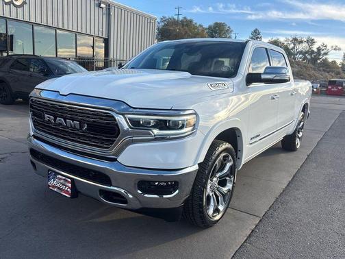 Bright White Clearcoat 2021 RAM 1500 Limited