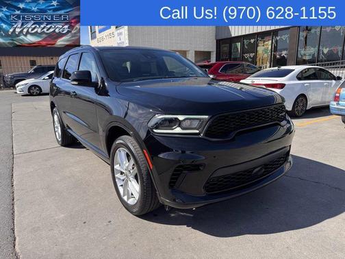 DB Black Crystal Clearcoat 2024 Dodge Durango GT