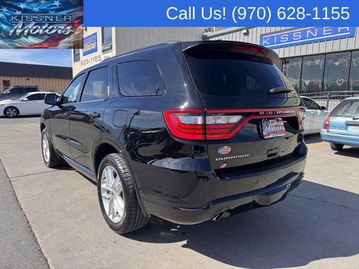 DB Black Crystal Clearcoat 2024 Dodge Durango GT
