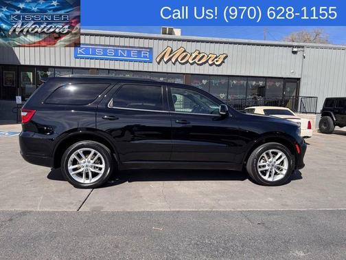 DB Black Crystal Clearcoat 2024 Dodge Durango GT