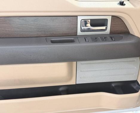 White 2013 Ford F-150 Lariat