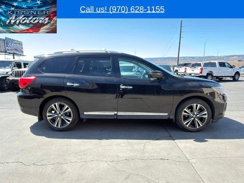 Magnetic Black Pearl 2019 Nissan Pathfinder Platinum