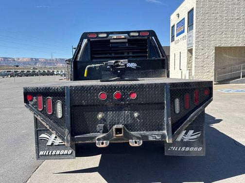 Magnetic 2016 Ford F-350 Lariat Super Duty