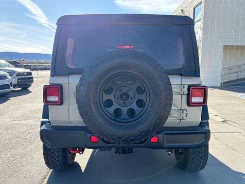 Limited Edition Gobi Clearcoat 2022 Jeep Wrangler Unlimited Rubicon