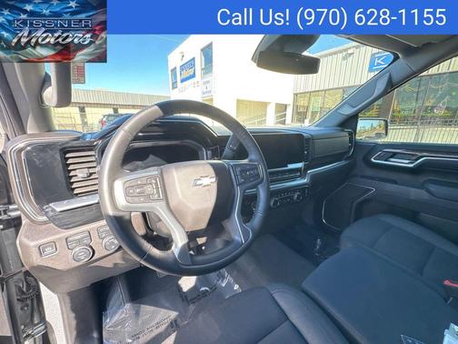 Sterling Gray Metallic 2024 Chevrolet Silverado 1500 LT