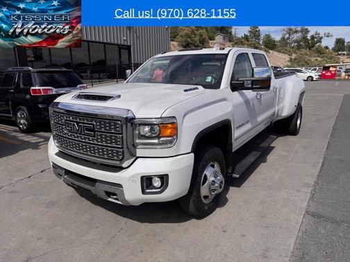 White Frost Tri-Coat 2019 GMC Sierra 3500 Denali