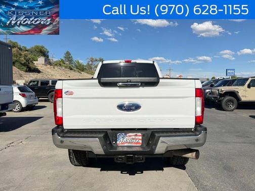 Oxford White 2017 Ford F-350 Lariat Super Duty