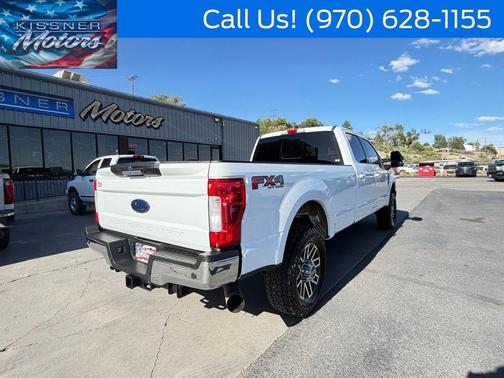 Oxford White 2017 Ford F-350 Lariat Super Duty