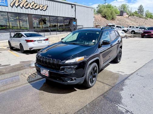 Diamond Black 2017 Jeep Cherokee Limited
