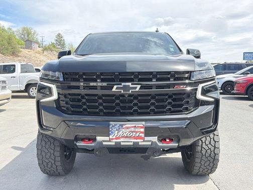 Black 2023 Chevrolet Suburban Z71