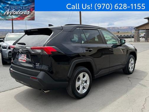 Midnight Black Metallic 2021 Toyota RAV4 XLE