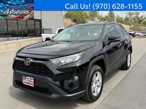 Midnight Black Metallic 2021 Toyota RAV4 XLE