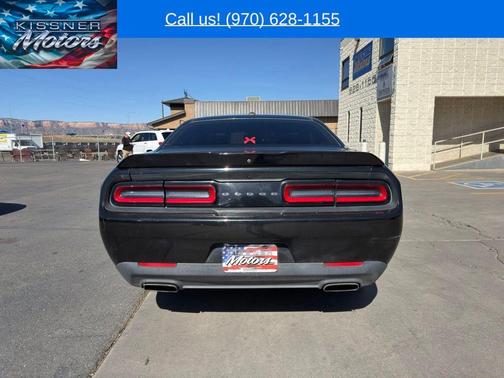 Pitch Black Clearcoat 2018 Dodge Challenger SXT