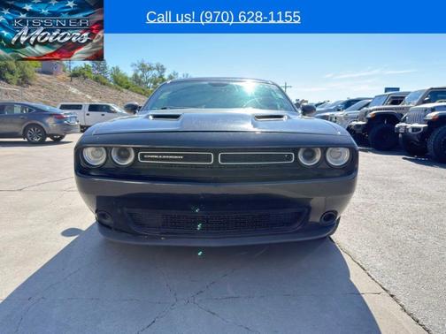Pitch Black Clearcoat 2018 Dodge Challenger SXT