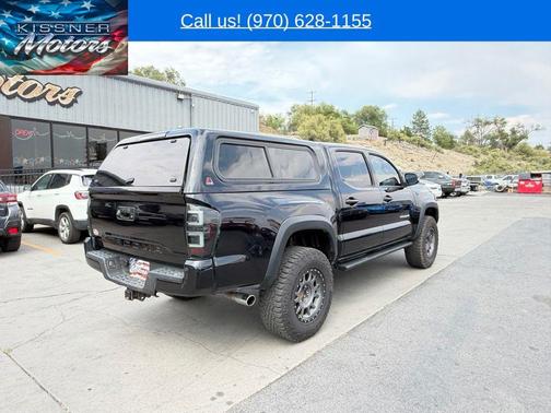 Midnight Black Metallic 2018 Toyota Tacoma TRD Off Road