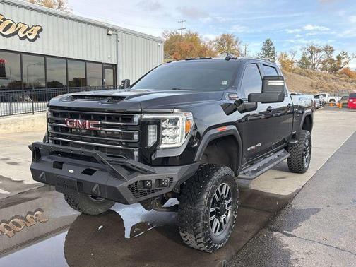 Onyx Black 2023 GMC Sierra 2500 AT4