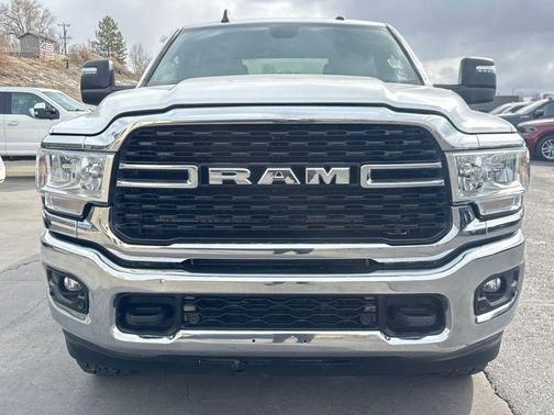 Bright White Clearcoat 2023 RAM 2500 Big Horn
