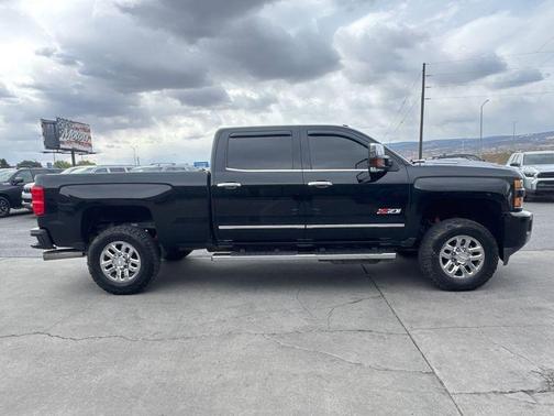Black 2019 Chevrolet Silverado 3500 LTZ