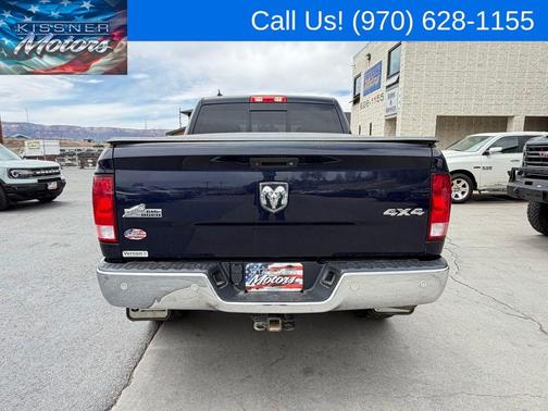 True Blue Pearlcoat 2018 RAM 1500 SLT