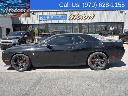 Pitch Black Clearcoat 2019 Dodge Challenger SRT Hellcat