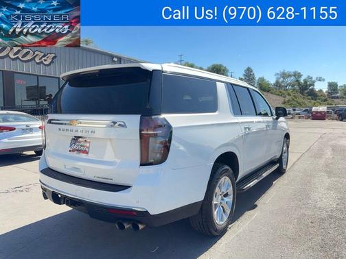 Iridescent Pearl Tricoat 2021 Chevrolet Suburban Premier