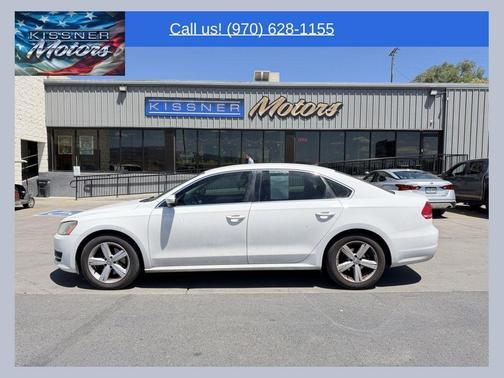 Candy White 2013 Volkswagen Passat 2.5 SE