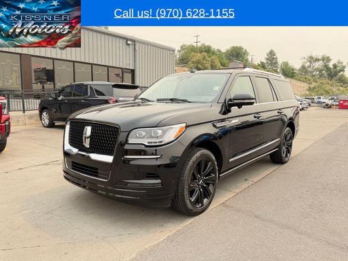 Black Metallic 2024 Lincoln Navigator L Reserve