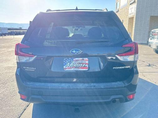 Crystal Black Silica 2020 Subaru Forester Premium