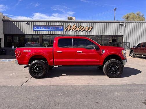 Red Metallic 2022 Ford F-150 XLT