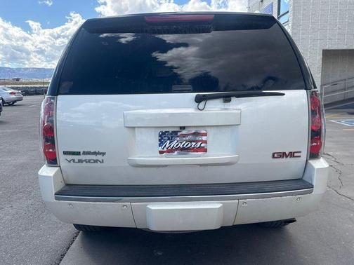 2010 GMC Yukon Denali