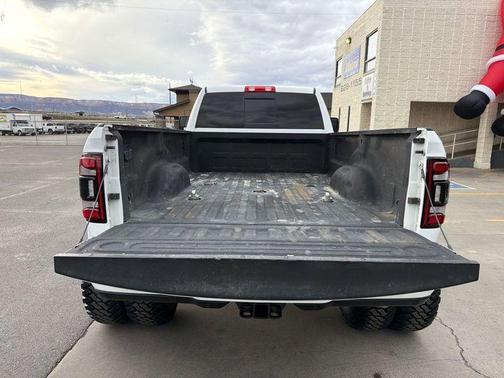 Bright White Clearcoat 2023 RAM 3500 Laramie