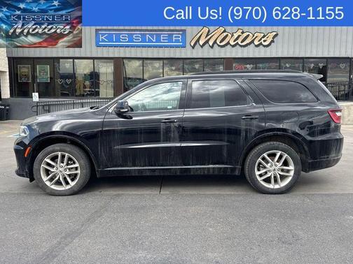 DB Black Crystal Clearcoat 2024 Dodge Durango GT