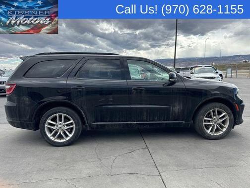 DB Black Crystal Clearcoat 2024 Dodge Durango GT