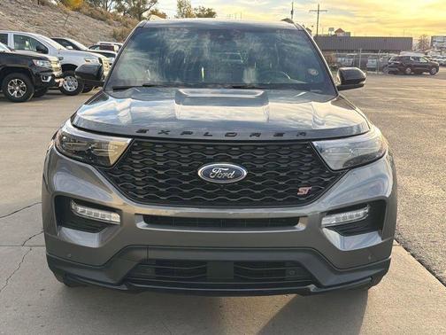 Gray 2023 Ford Explorer ST