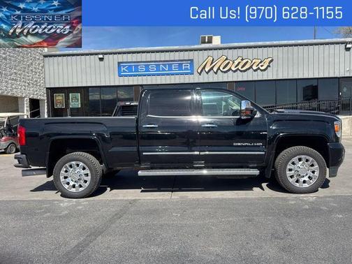 Black 2018 GMC Sierra 2500 Denali