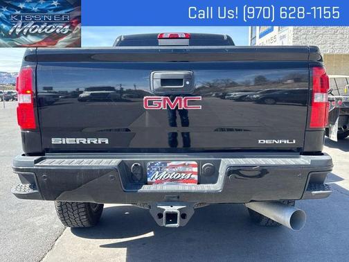 Black 2018 GMC Sierra 2500 Denali