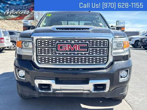 Black 2018 GMC Sierra 2500 Denali