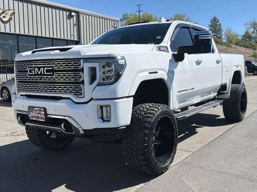 White 2020 GMC Sierra 2500 Denali
