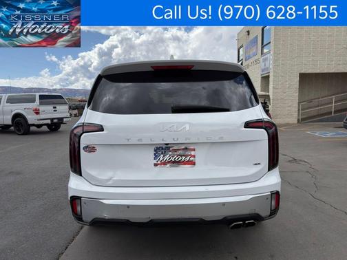 Glacial White Pearl 2024 Kia Telluride EX