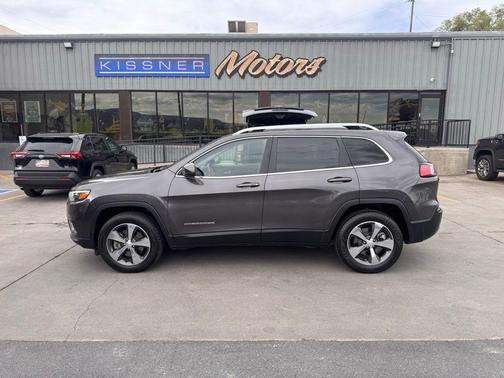 Granite Crystal Clearcoat Metallic 2020 Jeep Cherokee Limited