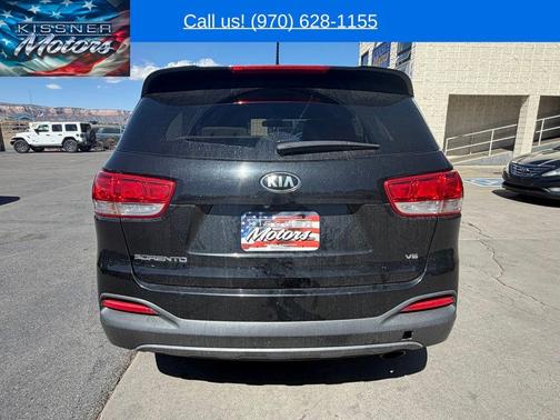 Ebony Black 2016 Kia Sorento LX