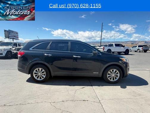 Ebony Black 2016 Kia Sorento LX
