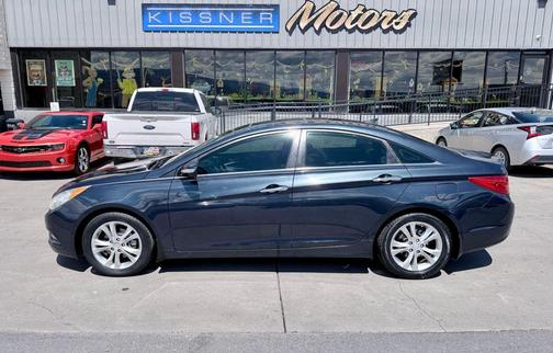 Pacific Blue Pearl Mica 2013 Hyundai SONATA Limited