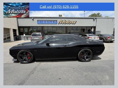 Pitch Black Clearcoat 2015 Dodge Challenger SRT 392