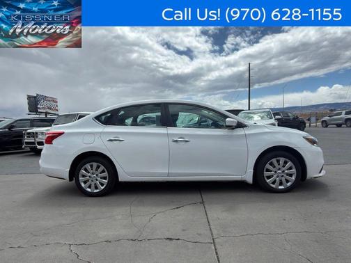 Cloud White 2016 Nissan Sentra SV