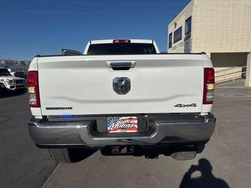 Bright White Clearcoat 2019 RAM 2500 Big Horn