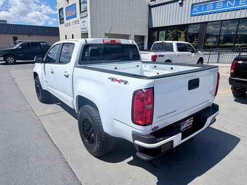 Summit White 2021 Chevrolet Colorado LT
